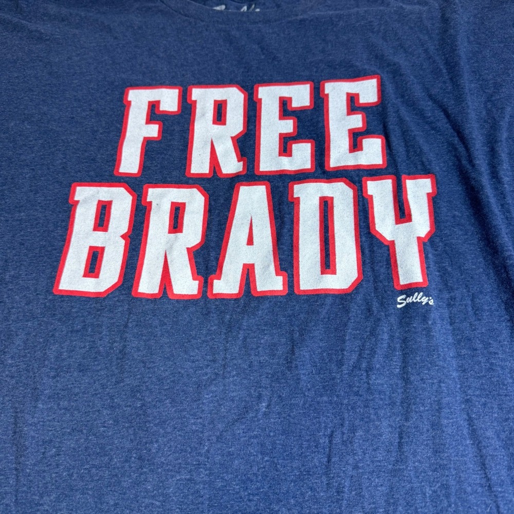 Sullys Brand Free Brady T-Shirt Mens 2XL Blue Heather New England Football Tee